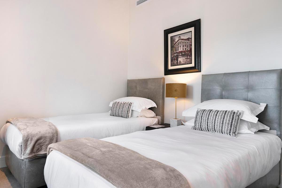 Stay In Luxury At Stonehill Place Cape Town Bagian luar foto